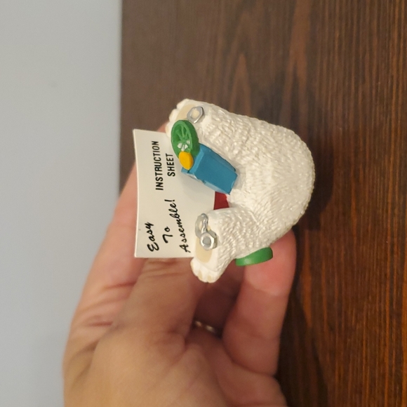 Hallmark Keepsake Dad Polar Bear Christmas Ornament 1991 with Box - Picture 3 of 6